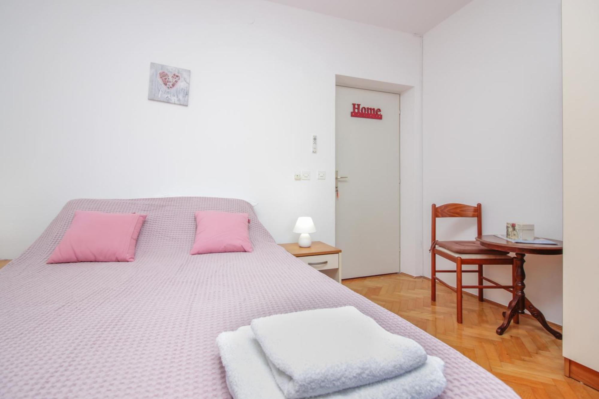 Apartments And Rooms With Parking Space Nin, Zadar - 5805 Pokój zdjęcie